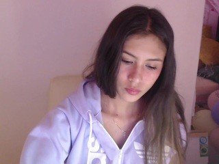 laura-kitt on cam for live nude video chat