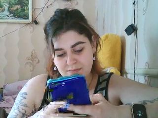 leragirl on cam for live nude video chat