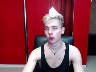 nickstarlight on cam for live nude video chat