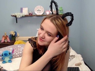 yoursweetbaby on cam for live nude video chat