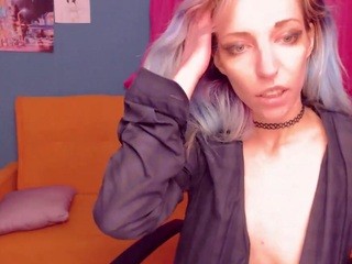 adeliadaa on cam for live nude video chat