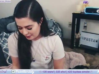 BirthdayBlaire on cam for live nude video chat