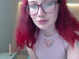 Brenda , ♥ on cam for live nude video chat