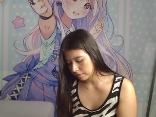 chelsee18 on cam for live nude video chat
