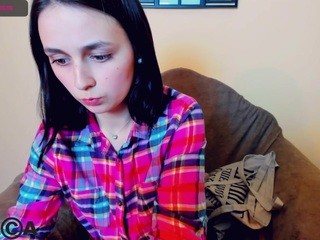 hotemilie on cam for live nude video chat