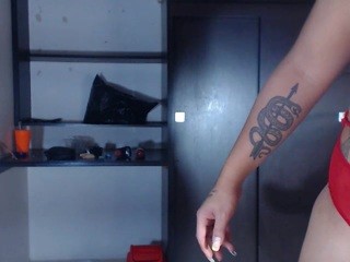lavagirlxxx on cam for live nude video chat