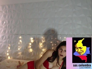 loolla on cam for live nude video chat