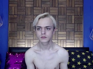 louislain on cam for live nude video chat