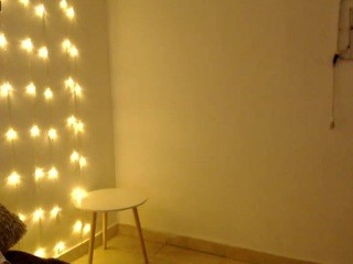 lys-with on cam for live nude video chat
