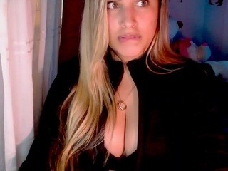 marce-93 on cam for live nude video chat