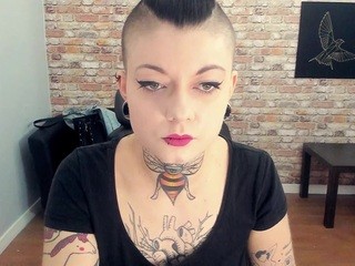 marilynsdream on cam for live nude video chat
