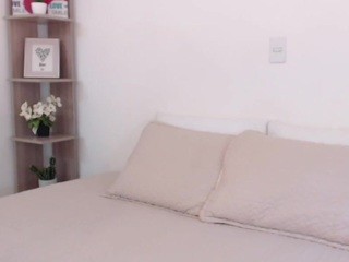 MollySanders, ?? on cam for live nude video chat