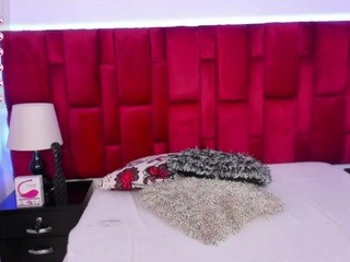 natasha-102 on cam for live nude video chat