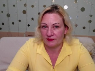 simonams on cam for live nude video chat