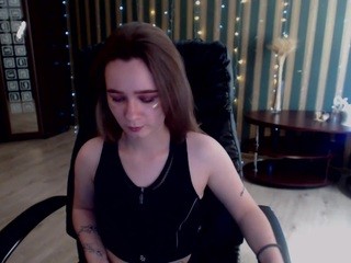 skinny-teen on cam for live nude video chat