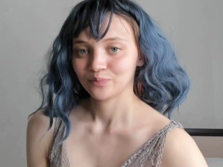 yourlolly2005 on cam for live nude video chat
