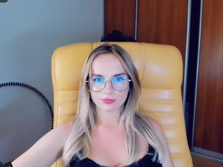 Delicateflower1 on cam for live nude video chat