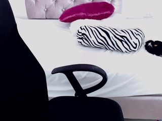 hannah-spy on cam for live nude video chat