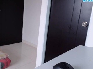 Honey28 on cam for live nude video chat