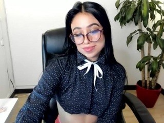 Ivanna20 on cam for live nude video chat