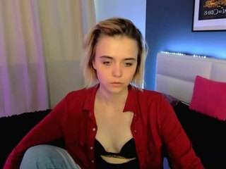 Marlina-Bay on cam for live nude video chat