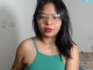 MollyAdams on cam for live nude video chat