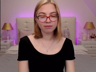 NitaJenny on cam for live nude video chat