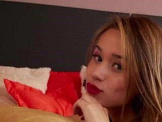scarllett-rouse on cam for live nude video chat