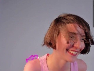 candylovely on cam for live nude video chat
