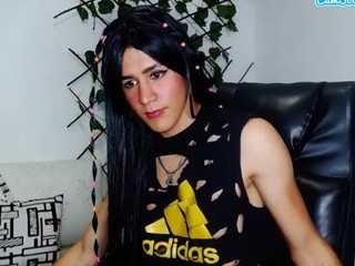 DOMENIQUE-FELIN on cam for live nude video chat