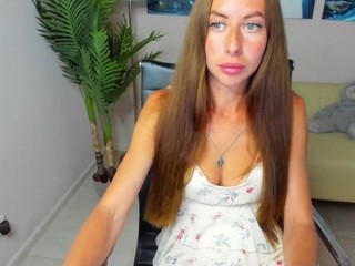 heyleycute on cam for live nude video chat