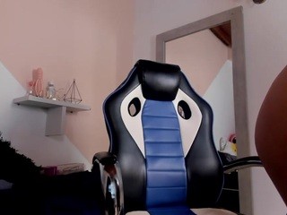 Iris-Cole5 on cam for live nude video chat