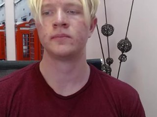 IronArnie on cam for live nude video chat