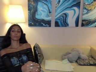 Leticiasun on cam for live nude video chat