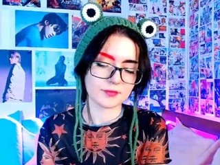 Lirewu on cam for live nude video chat