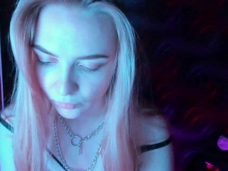 LucyOFire on cam for live nude video chat