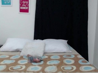 MAIA-MONTERO on cam for live nude video chat