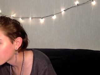 MollyLegend on cam for live nude video chat