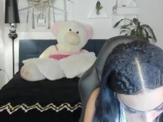 mylan-isi on cam for live nude video chat