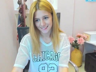 saramoan on cam for live nude video chat