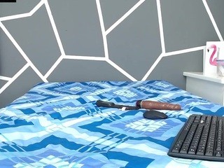 Violet, ??? on cam for live nude video chat