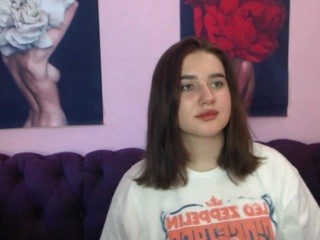 Alanna-Burns on cam for live nude video chat