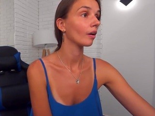 Annabeeell on cam for live nude video chat