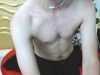 BRUNO-GREY on cam for live nude video chat
