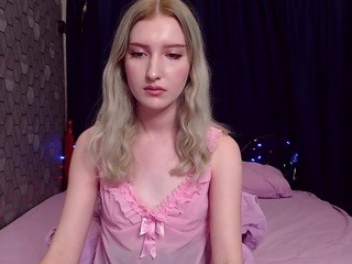 CASSANDDRA on cam for live nude video chat