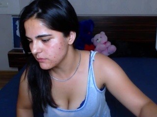 Eleanor-Dennis on cam for live nude video chat