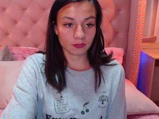 ?, V A L E R I A ? on cam for live nude video chat