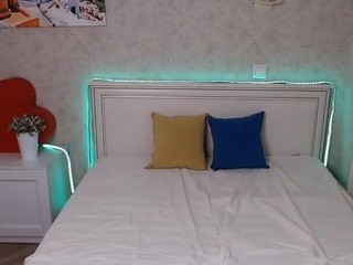 Izumi on cam for live nude video chat