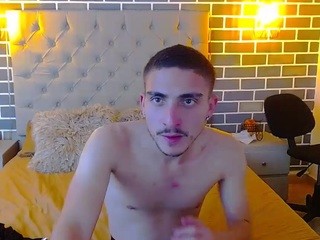 Jherol-king on cam for live nude video chat