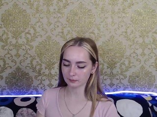 LizzieMoon on cam for live nude video chat